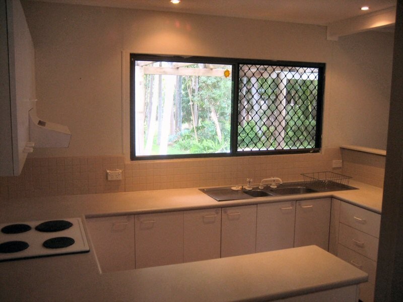 5 The Esplanade, New Brighton NSW 2483