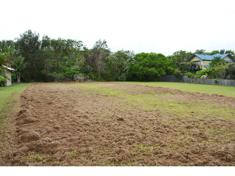 19 Muli Muli Avenue, Ocean Shores NSW 2483