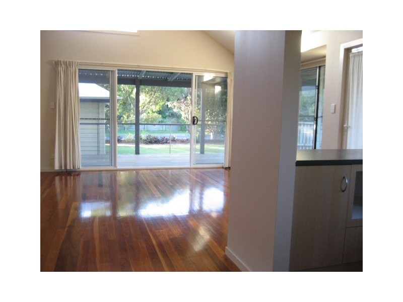 12 Muli Muli Avenue, Ocean Shores NSW 2483