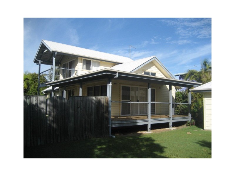 12 Muli Muli Avenue, Ocean Shores NSW 2483