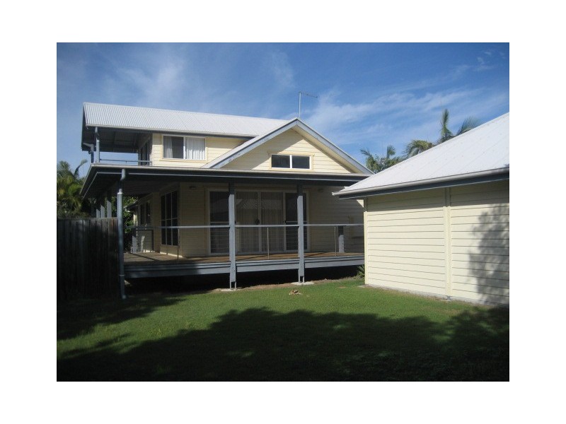 12 Muli Muli Avenue, Ocean Shores NSW 2483