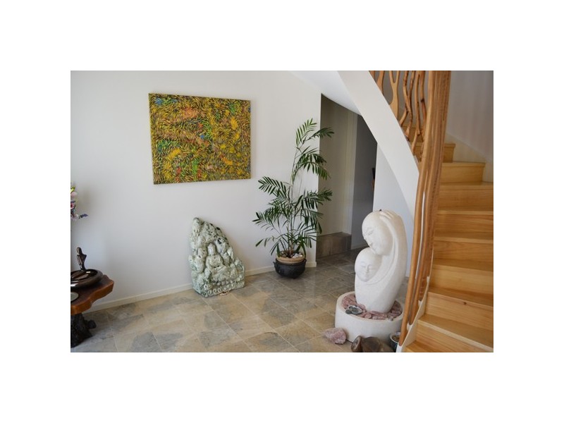 5 Wirree Drive, Ocean Shores NSW 2483