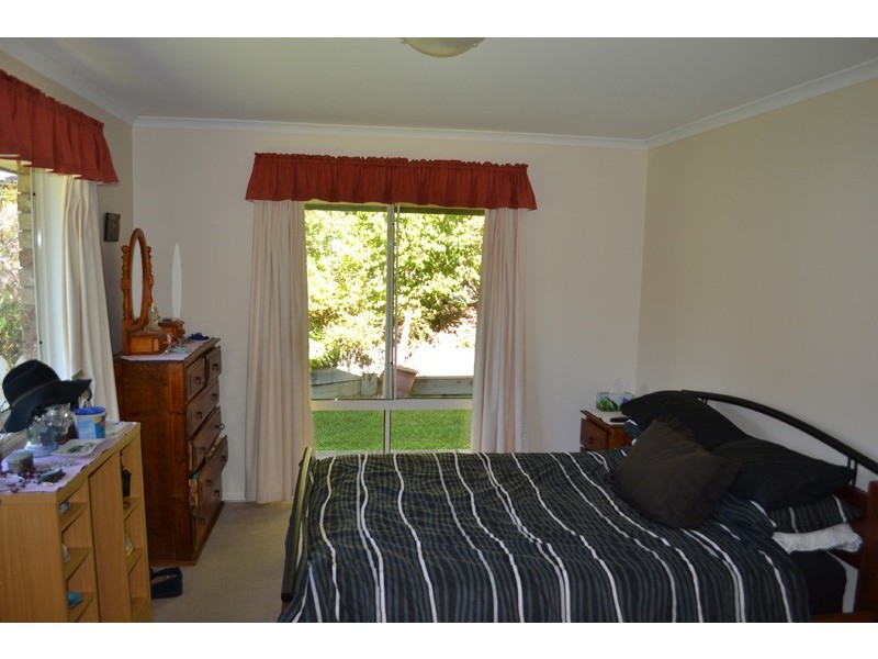 26 Coomburra Crescent, Ocean Shores NSW 2483