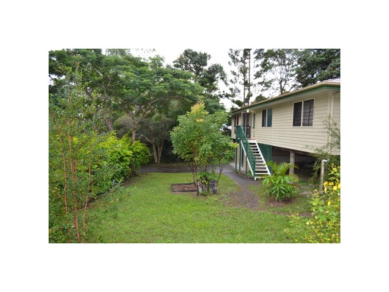 17 Mundurra Avenue, Ocean Shores NSW 2483