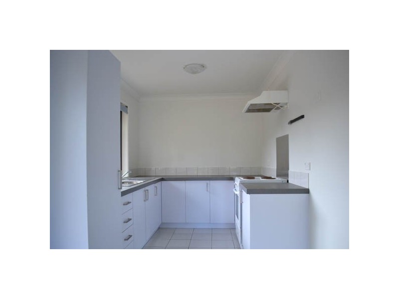 2/5 Barkala Court, Ocean Shores NSW 2483