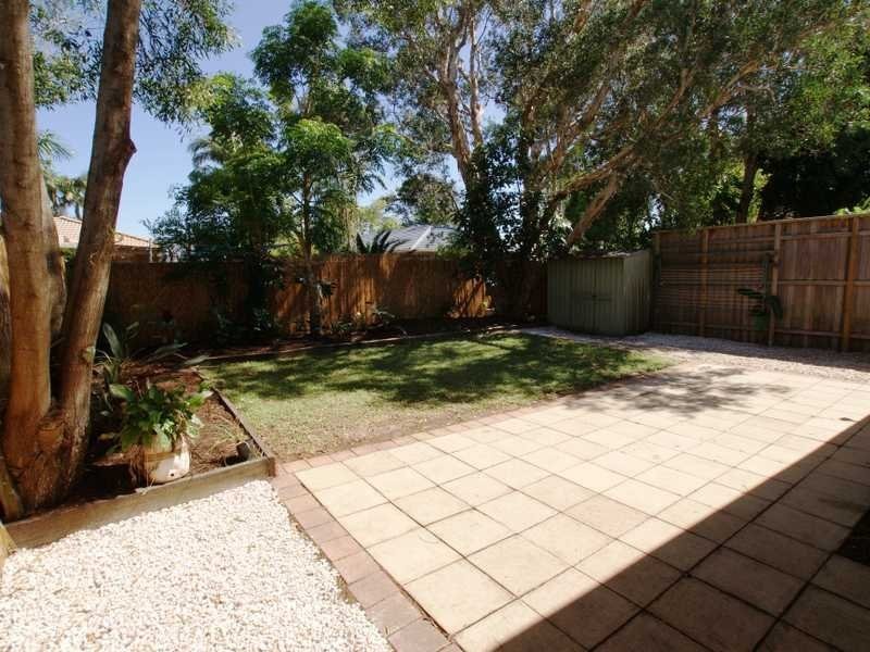 2/5 Barkala Court, Ocean Shores NSW 2483