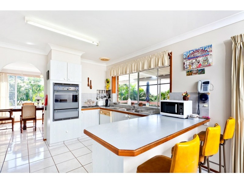 20 Wirruna Avenue, Ocean Shores NSW 2483