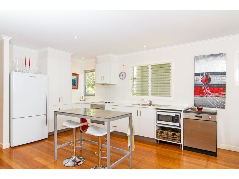 10 Gloria Street, South Golden Beach NSW 2483