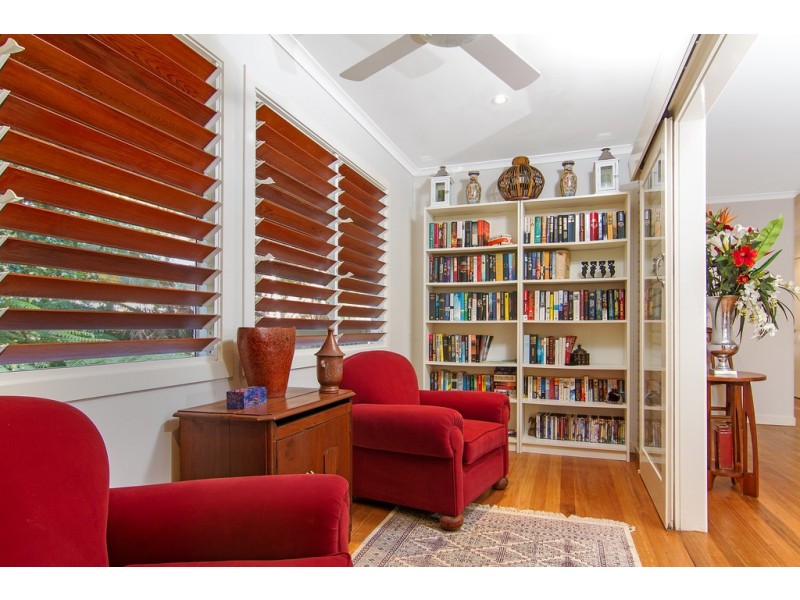 10 Gloria Street, South Golden Beach NSW 2483