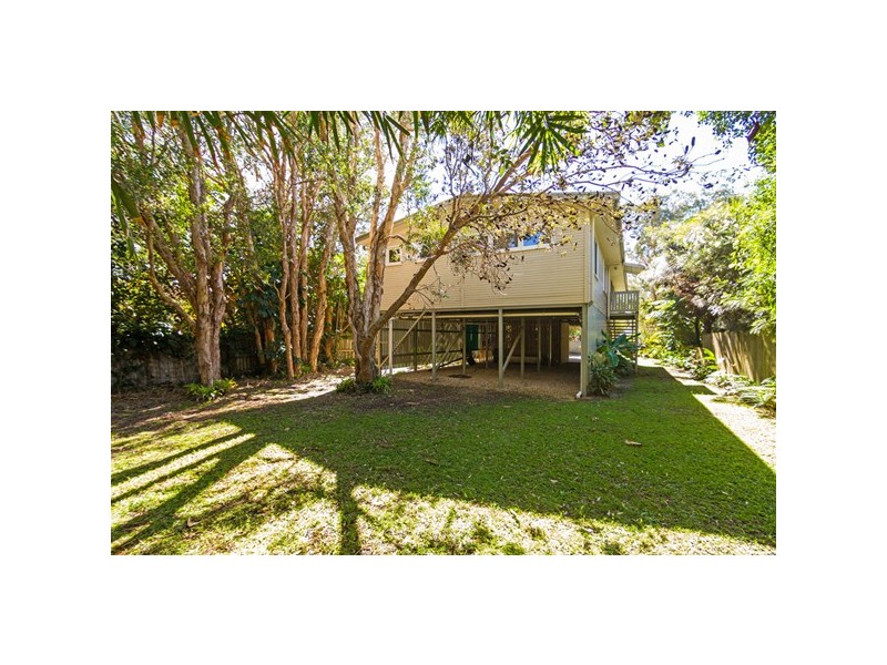 10 Gloria Street, South Golden Beach NSW 2483