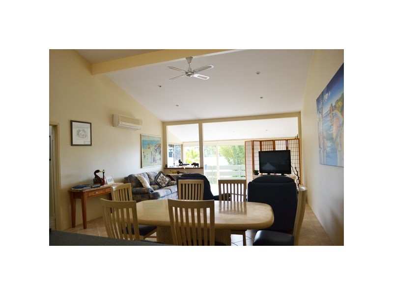 24/2 Langi Place, Ocean Shores NSW 2483