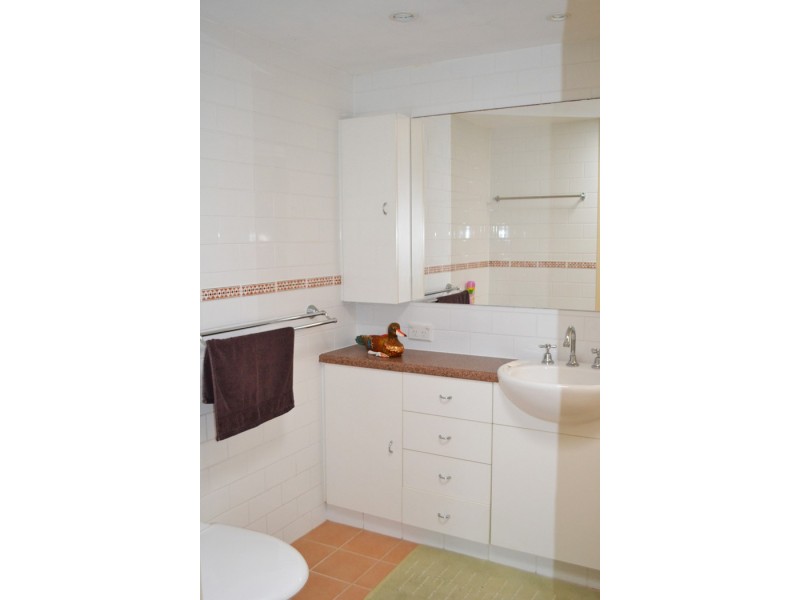 24/2 Langi Place, Ocean Shores NSW 2483