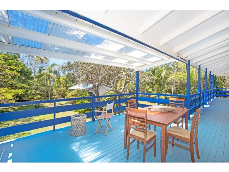 27 The Esplanade, New Brighton NSW 2483