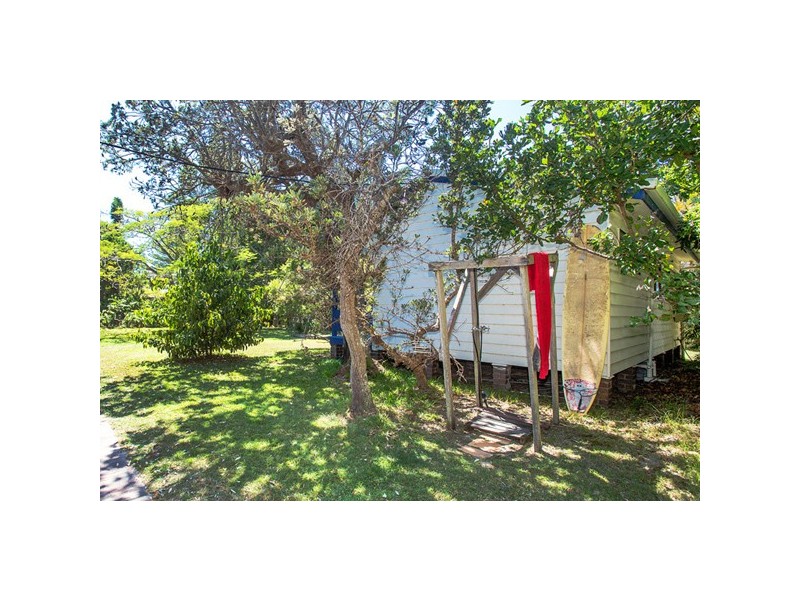 27 The Esplanade, New Brighton NSW 2483