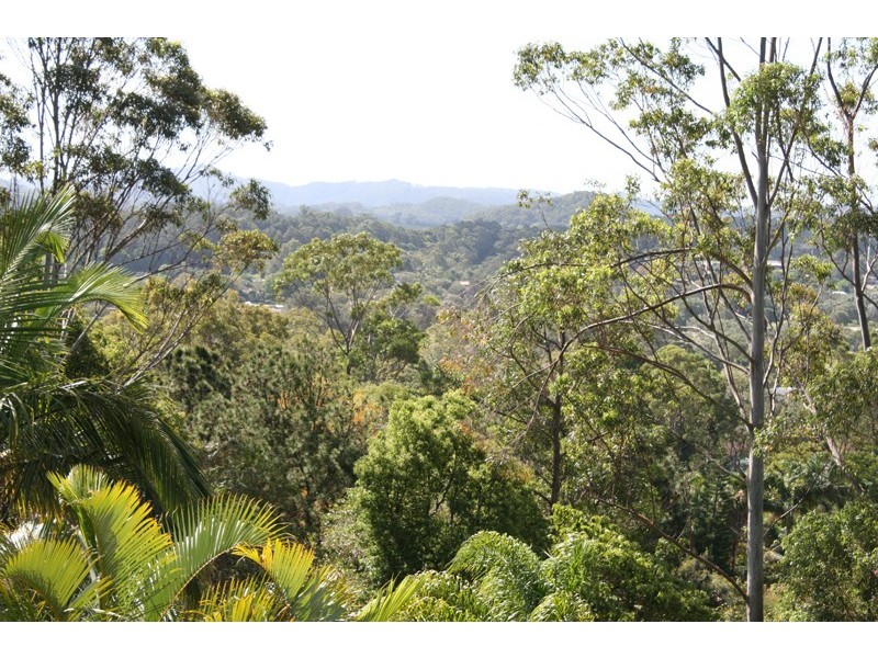 27 Warrambool Road, Ocean Shores NSW 2483