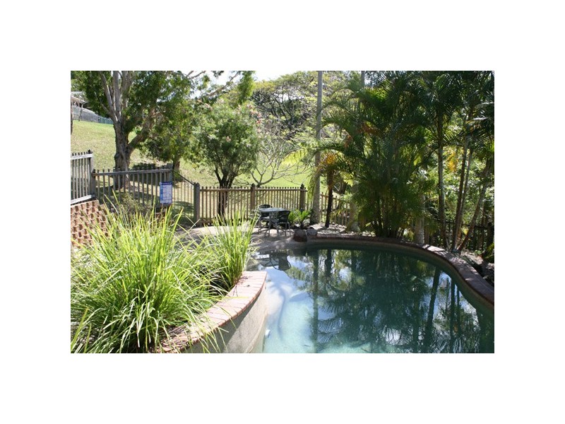 27 Warrambool Road, Ocean Shores NSW 2483