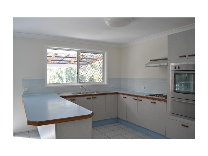 22 Larelar Court, Ocean Shores NSW 2483