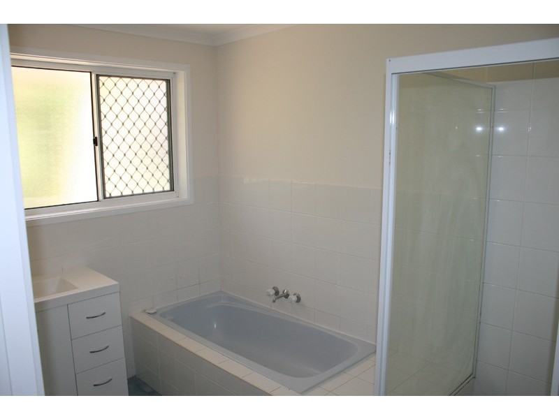 22 Larelar Court, Ocean Shores NSW 2483