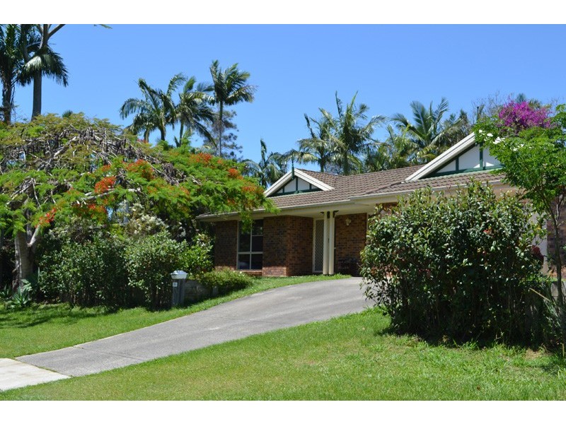 71 Balemo Drive, Ocean Shores NSW 2483