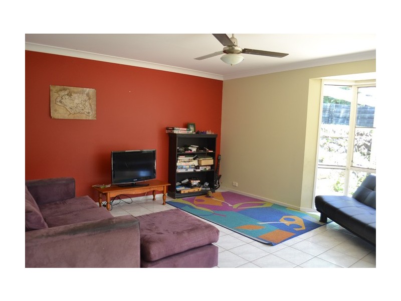 71 Balemo Drive, Ocean Shores NSW 2483