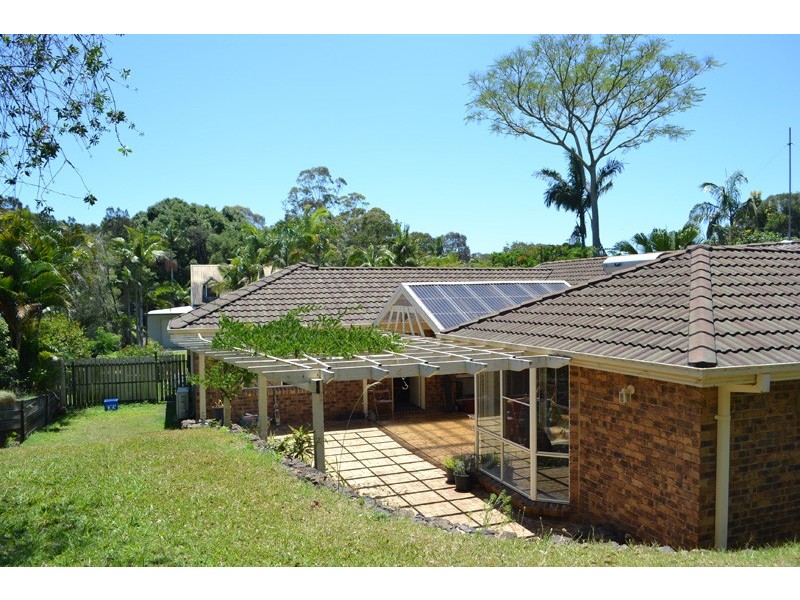 71 Balemo Drive, Ocean Shores NSW 2483