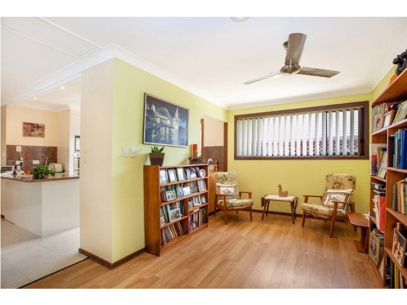 1 Paldi Court, Ocean Shores NSW 2483