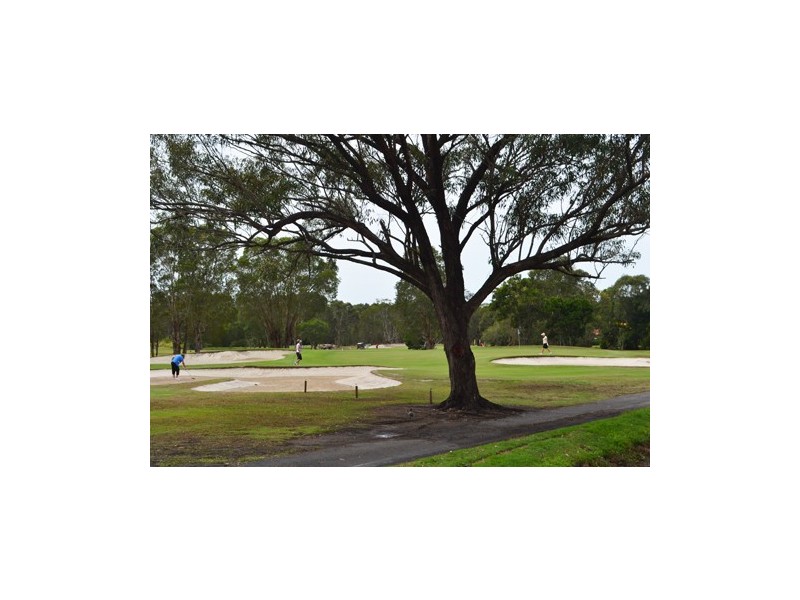 10 Kiah Close, Ocean Shores NSW 2483