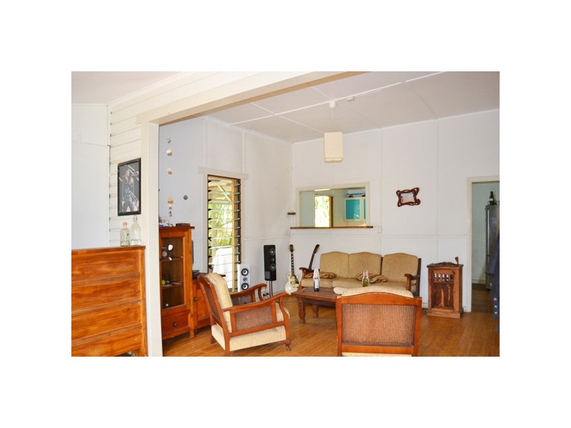 9 The Esplanade, New Brighton NSW 2483