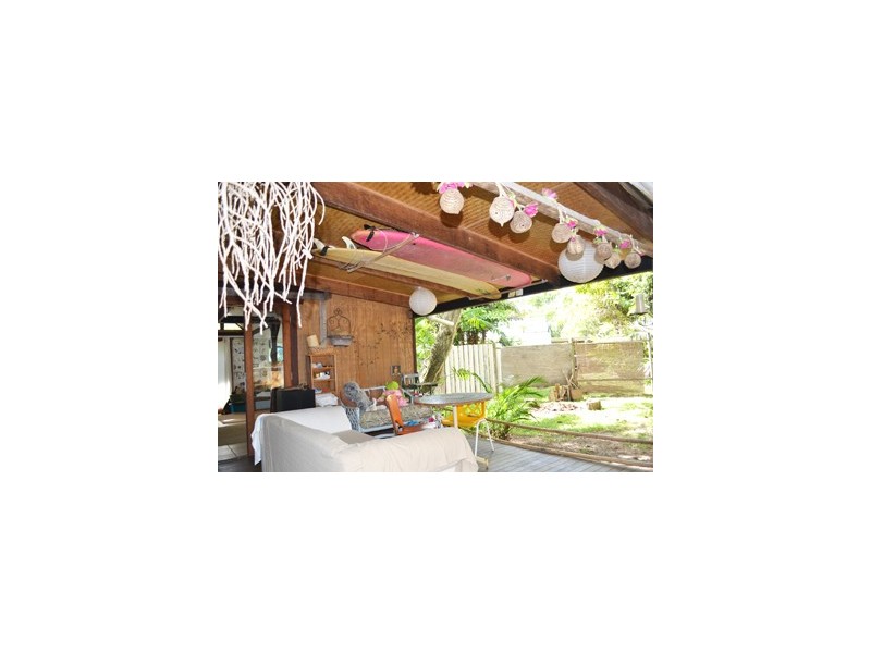 9 The Esplanade, New Brighton NSW 2483