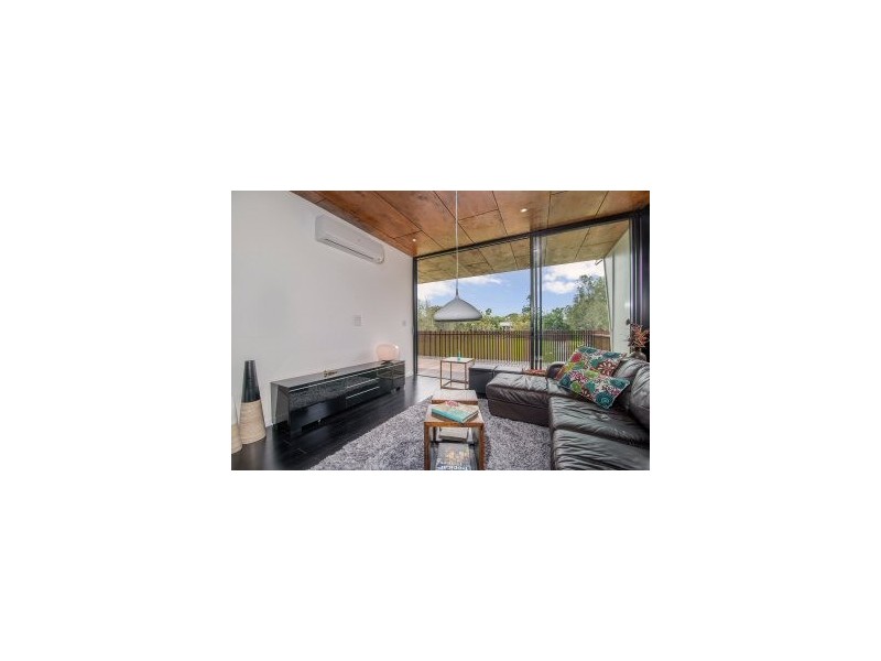 5 CANOWINDRA COURT, South Golden Beach NSW 2483