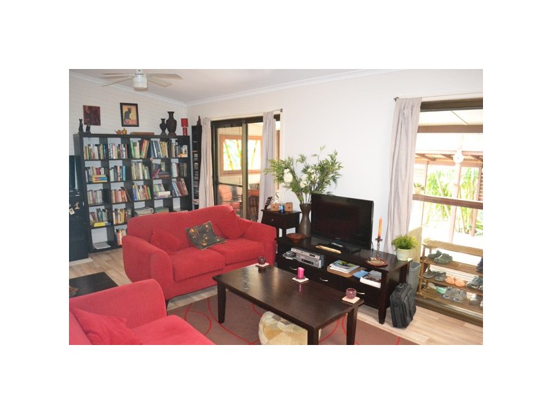 9 Phillip St, South Golden Beach NSW 2483
