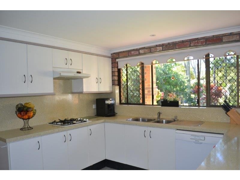 11 Yungarup Place, Ocean Shores NSW 2483