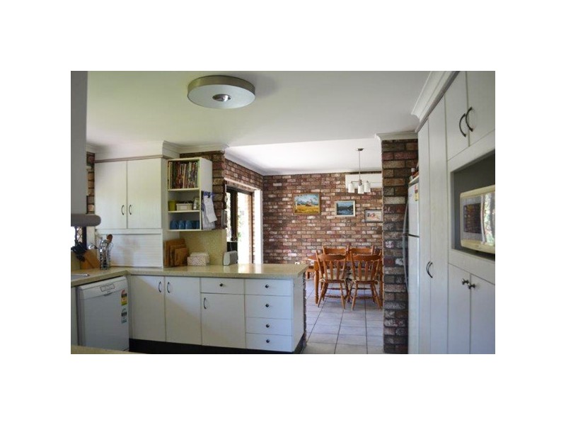 11 Yungarup Place, Ocean Shores NSW 2483