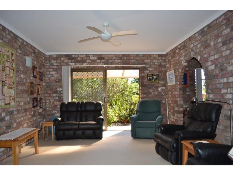 11 Yungarup Place, Ocean Shores NSW 2483
