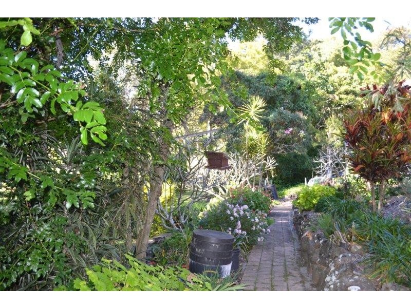 11 Yungarup Place, Ocean Shores NSW 2483