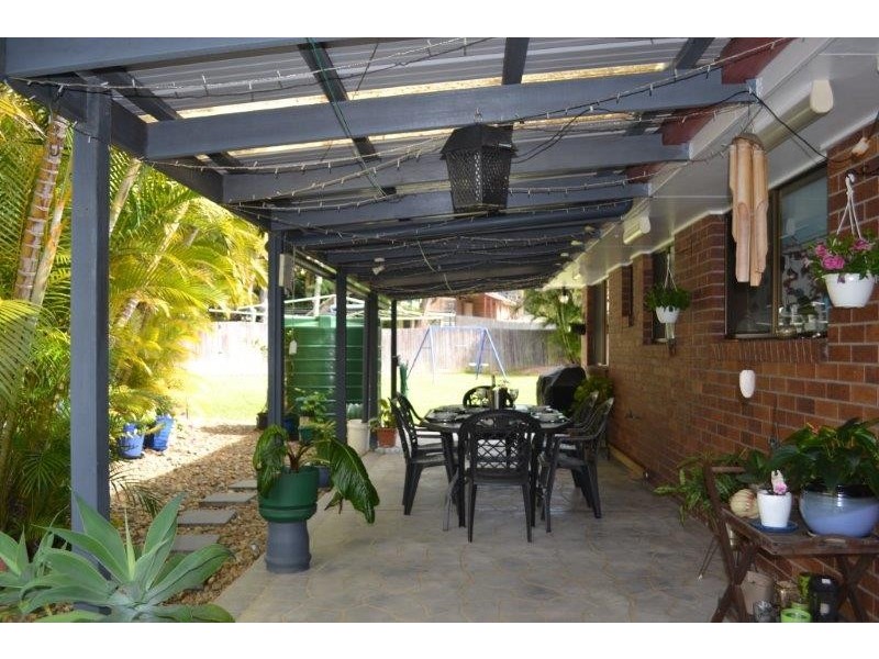 61 Rajah Road, Ocean Shores NSW 2483
