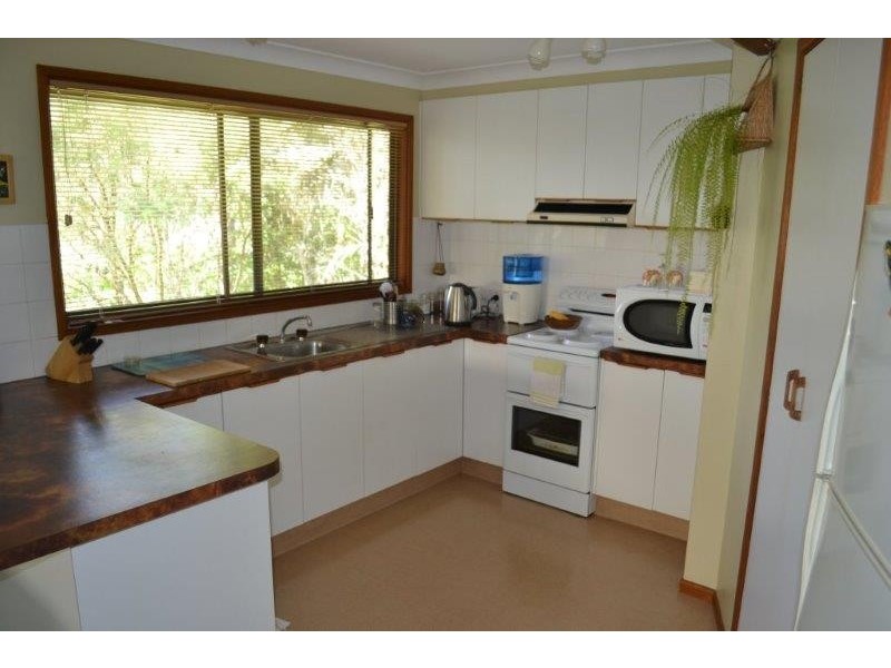 9 Murumba Close, Ocean Shores NSW 2483