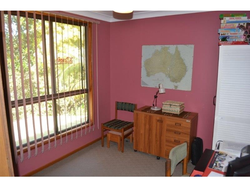 9 Murumba Close, Ocean Shores NSW 2483