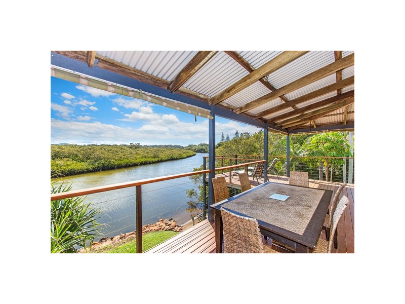 1 Pacific Street, New Brighton NSW 2483