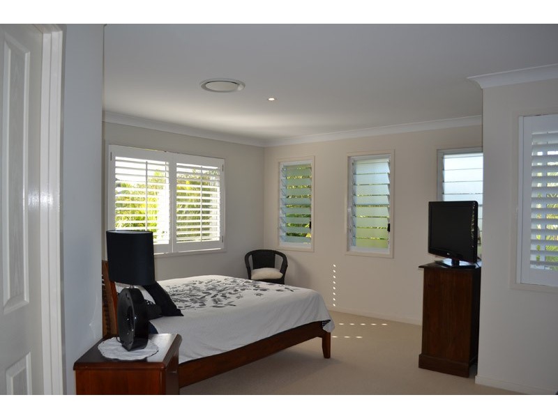 3 Dugan Court, Ocean Shores NSW 2483