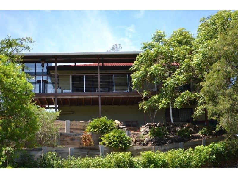 7 Harah Court, Ocean Shores NSW 2483