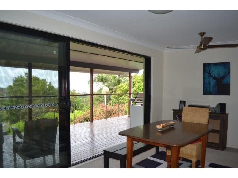 7 Harah Court, Ocean Shores NSW 2483