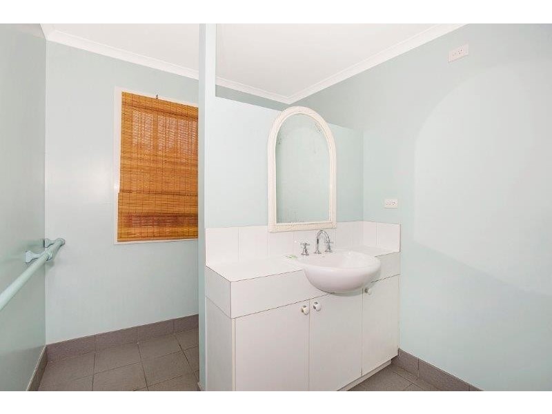 2 Robin Street, South Golden Beach NSW 2483