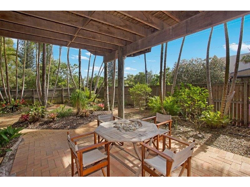 2 Robin Street, South Golden Beach NSW 2483