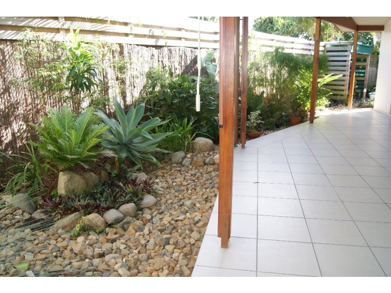 4/4 Halyard Court, Ocean Shores NSW 2483