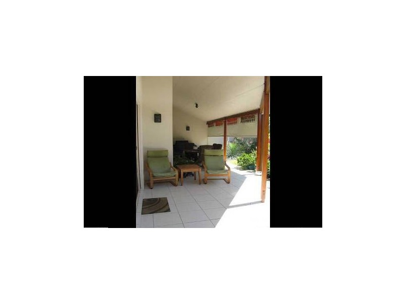 4/4 Halyard Court, Ocean Shores NSW 2483