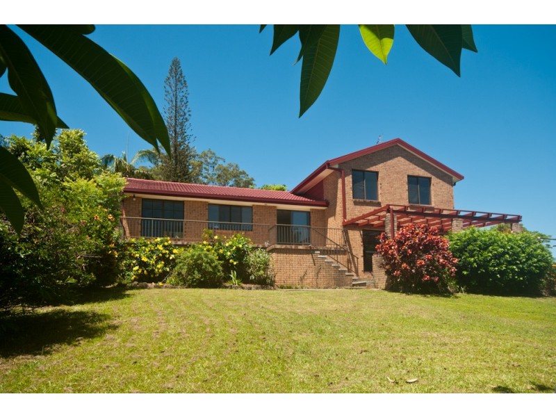 42 Yamble Drive, Ocean Shores NSW 2483