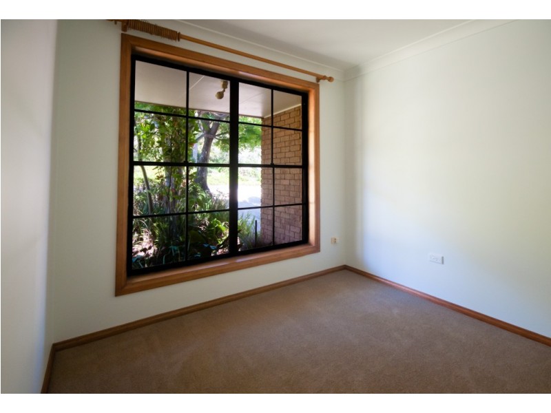 42 Yamble Drive, Ocean Shores NSW 2483