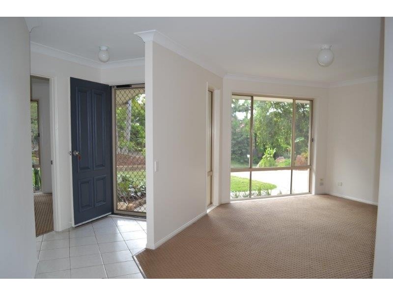 81 Rajah Road, Ocean Shores NSW 2483