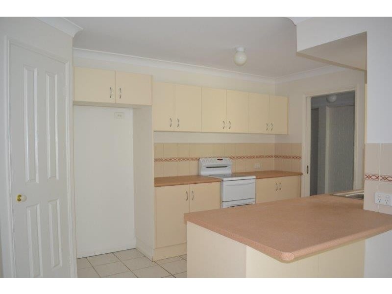 81 Rajah Road, Ocean Shores NSW 2483
